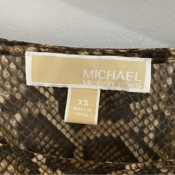 Michael Michael Kors Women’s Short Sleeve Snake Skin Pattern Sheer Blouse - Picture 2 of 4